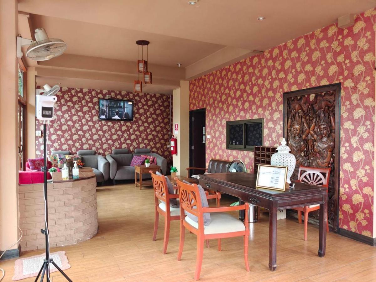 Wualai Boutique By Lanna Oriental Hotel Chiang Mai Bagian luar foto