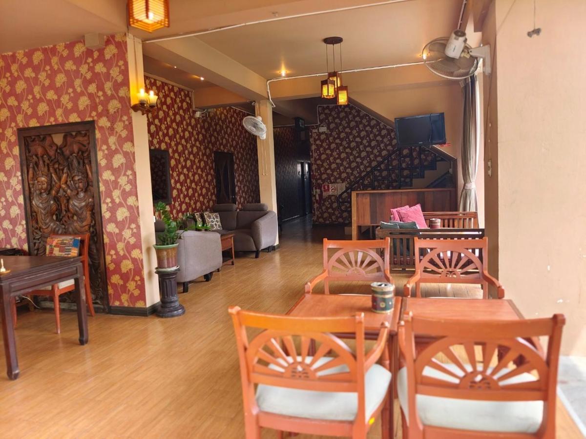 Wualai Boutique By Lanna Oriental Hotel Chiang Mai Bagian luar foto