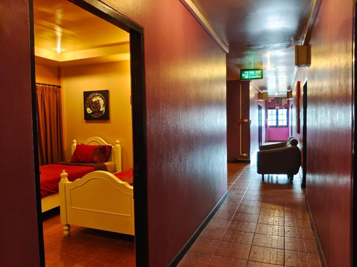 Wualai Boutique By Lanna Oriental Hotel Chiang Mai Bagian luar foto